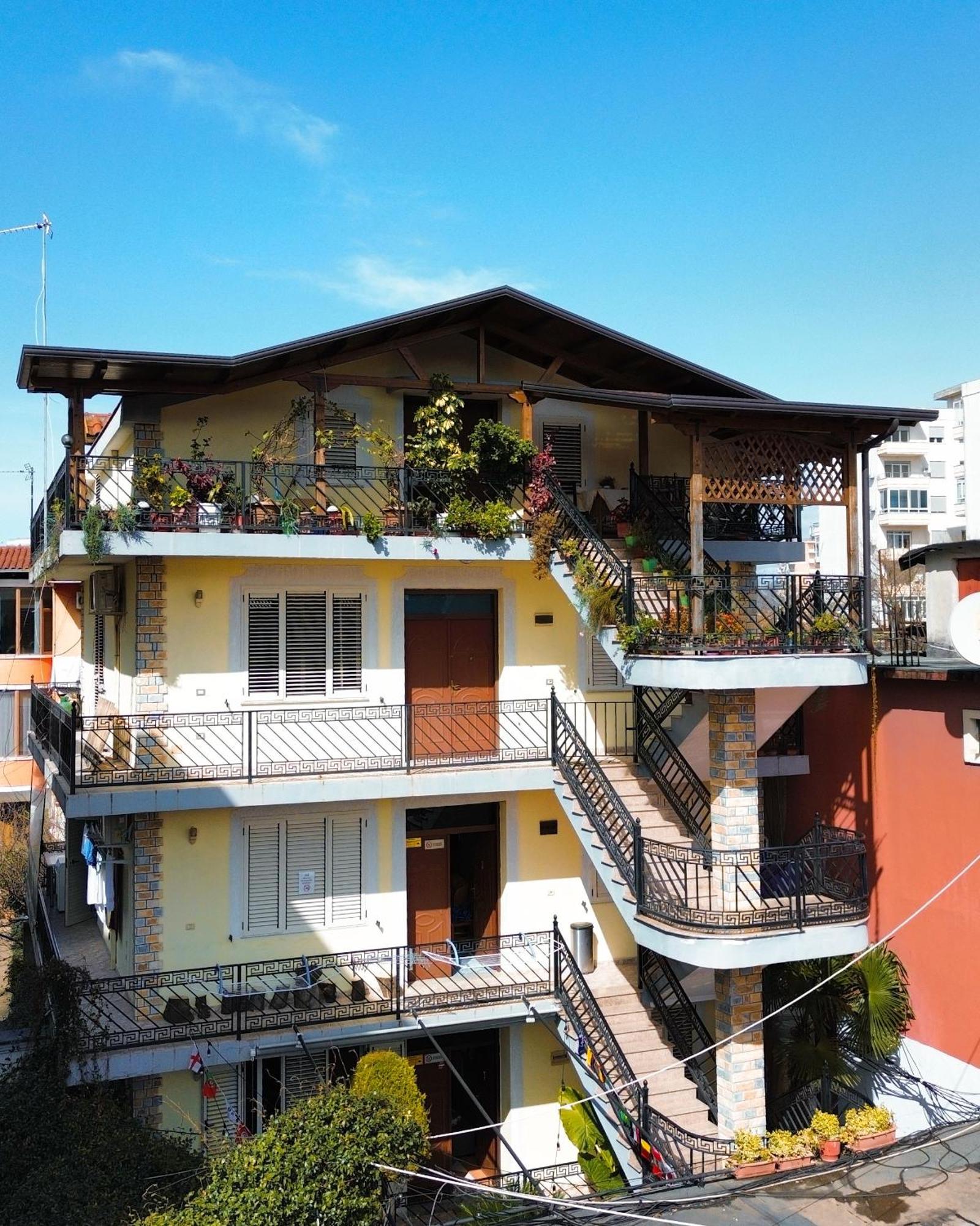 Shkodra Hostel & Day Tours Eksteriør billede