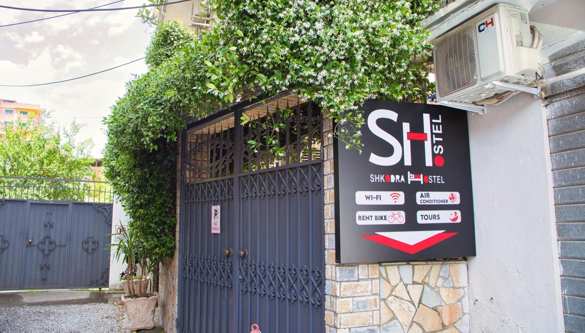Shkodra Hostel & Day Tours Eksteriør billede